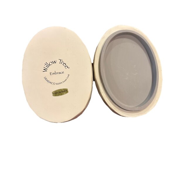 Willow Tree In Love's Embrace Keepsake Trinket Box - Picture 3 of 5